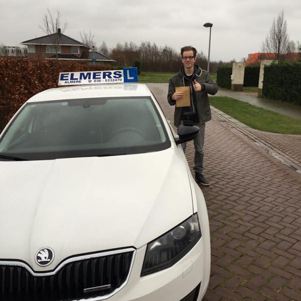 Rijbewijs Halen Almere Succes Examen