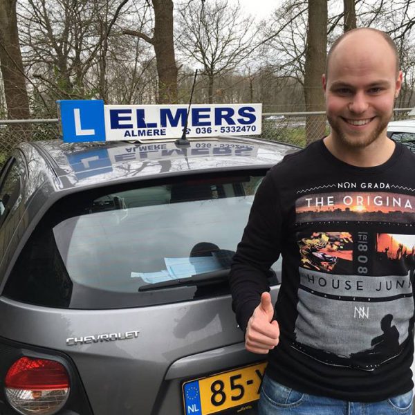 Elmers Rijschool Almere Geslaagd Rijbewijs