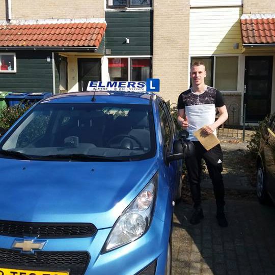 Rijbewijs Halen Almere Succes Examen